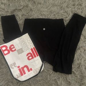 NWOT Lululemon Allign Leggings, With a new lululemon bag included!! ❤️🖤